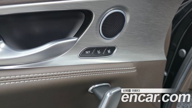 Kia Stinger 2023 — photo 29