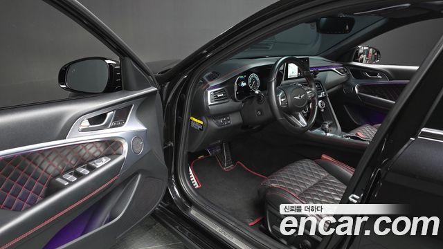 Genesis G70 2019 — photo 13
