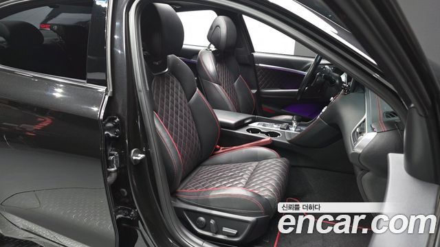 Genesis G70 2019 — photo 17