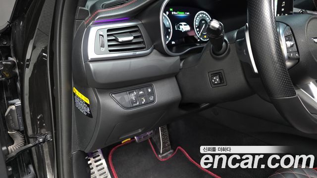 Genesis G70 2019 — photo 19