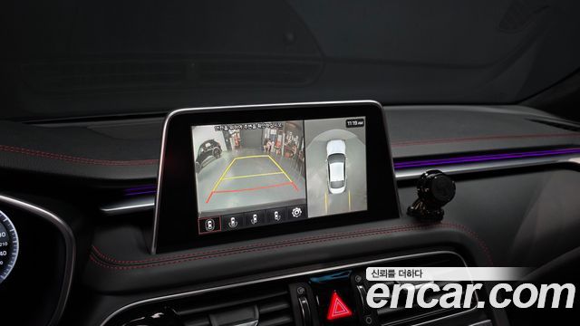 Genesis G70 2019 — photo 22