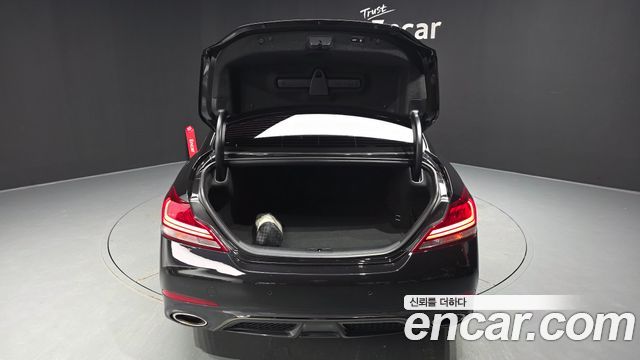 Genesis G70 2019 — photo 33