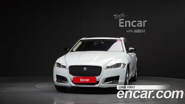 Jaguar XF 2018 — photo 3
