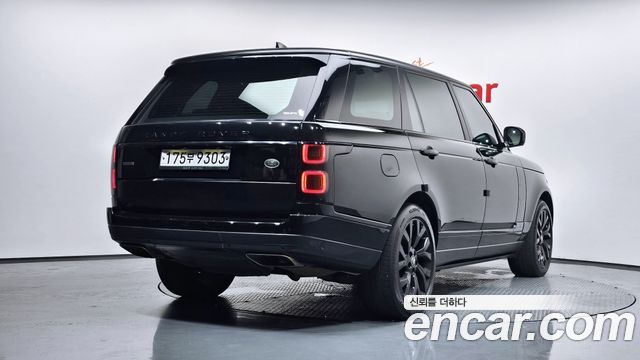 Land Rover Range Rover 2018 — photo 2