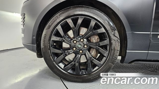 Land Rover Range Rover 2018 — photo 5
