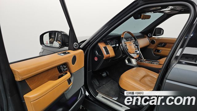 Land Rover Range Rover 2018 — photo 10