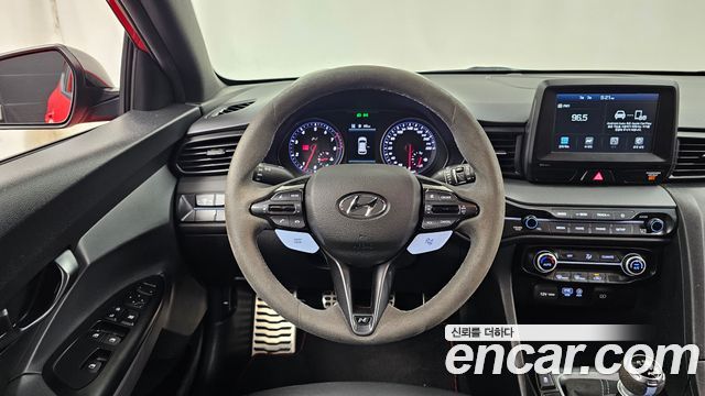 Hyundai Veloster 2020 — photo 13