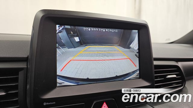 Hyundai Veloster 2020 — photo 15