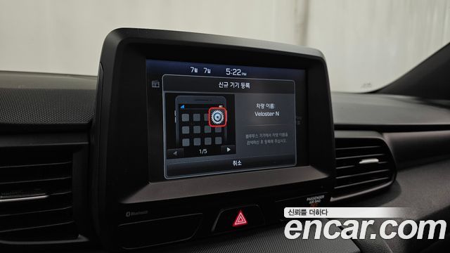 Hyundai Veloster 2020 — photo 19