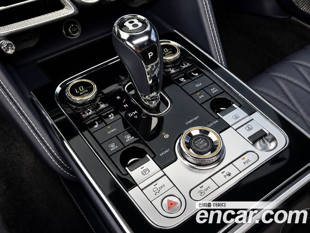 Bentley Flying Spur 2022 — photo 9