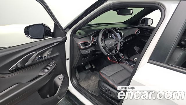 Chevrolet Korea Trailblazer 2023 — photo 13