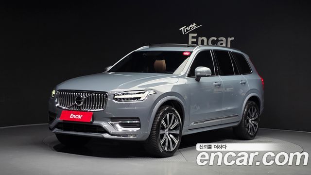 Volvo XC90 2020 — photo 1