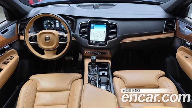 Volvo XC90 2020 — photo 7