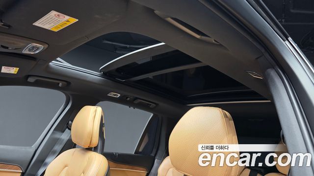 Volvo XC90 2020 — photo 19