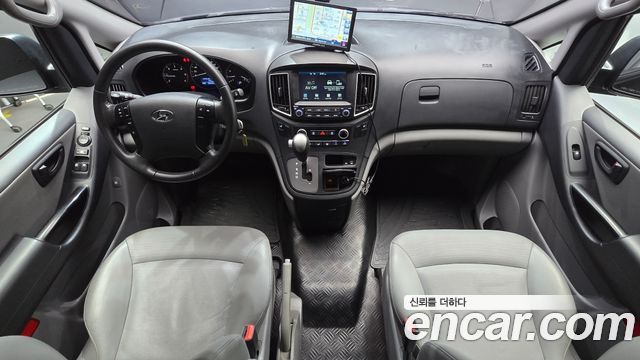 Hyundai Starex 2021 — photo 7