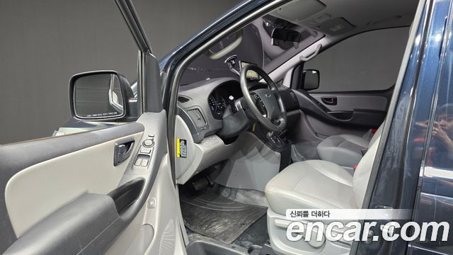 Hyundai Starex 2021 — photo 10