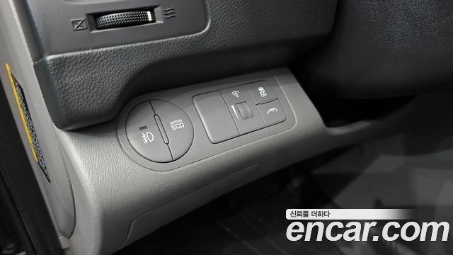 Hyundai Starex 2021 — photo 15