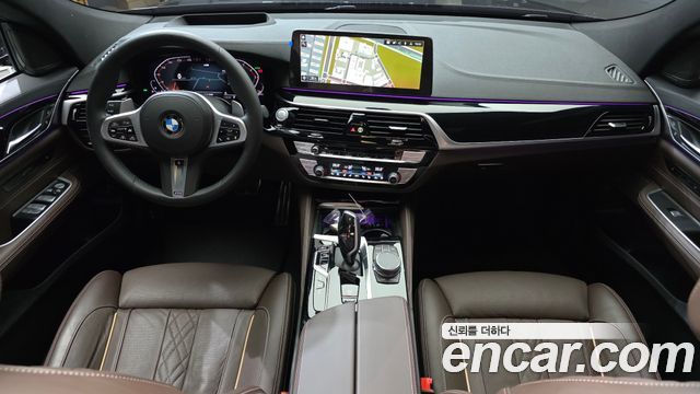 BMW Gran Turismo 2024 — photo 10