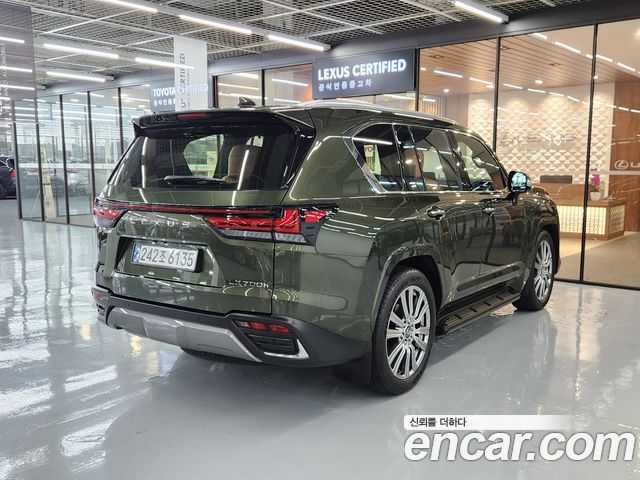 Lexus LX 2025 — photo 2