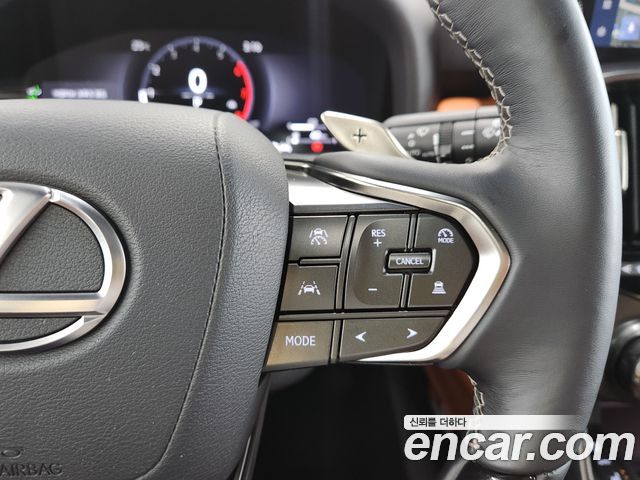 Lexus LX 2025 — photo 13