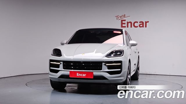 Porsche Cayenne 2025 — photo 3