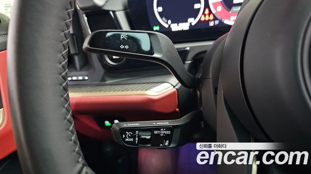 Porsche Cayenne 2025 — photo 29