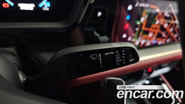 Porsche Cayenne 2025 — photo 30