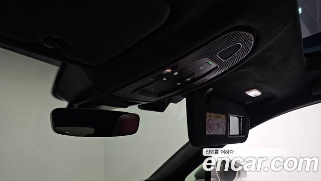 Porsche Cayenne 2025 — photo 36
