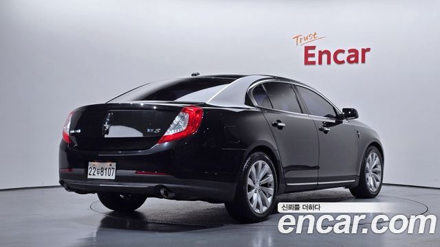 Lincoln MKS 2014 — photo 2