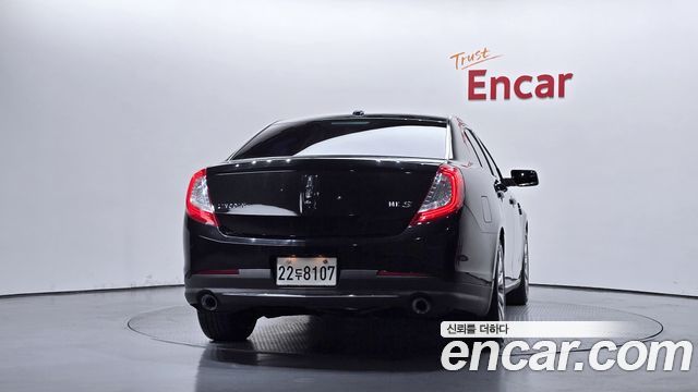 Lincoln MKS 2014 — photo 4