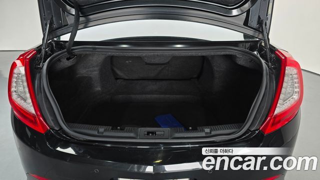 Lincoln MKS 2014 — photo 20