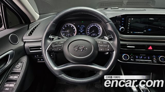 Hyundai Sonata 2021 — photo 19