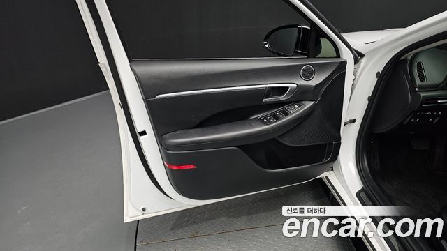 Hyundai Sonata 2021 — photo 14