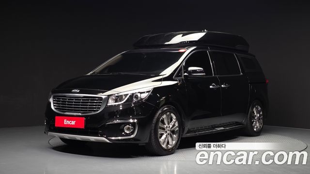 Kia Canival 2016 — photo 1