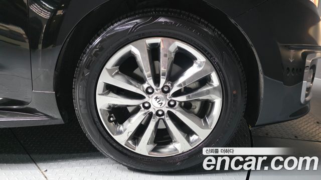 Kia Canival 2016 — photo 7