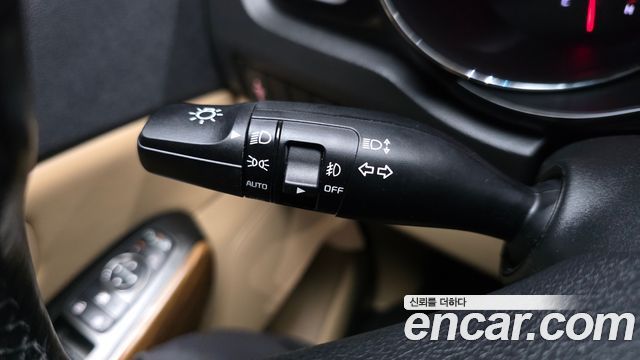 Kia Canival 2016 — photo 30