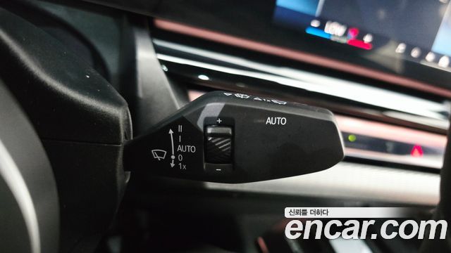 BMW 5-Series 2026 — photo 26