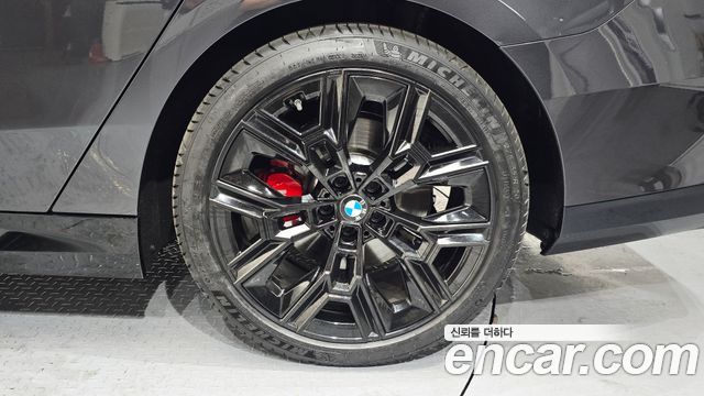 BMW 5-Series 2026 — photo 7