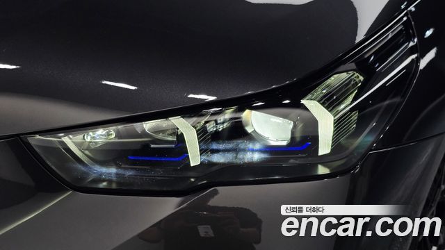 BMW 5-Series 2026 — photo 8