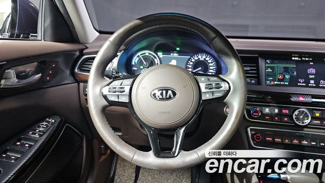 Kia K7 2019 — photo 11
