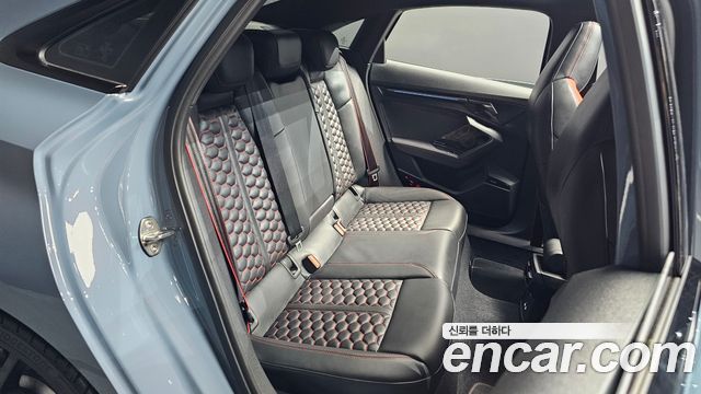 Audi RS3 2025 — photo 17