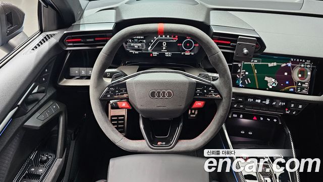 Audi RS3 2025 — photo 19