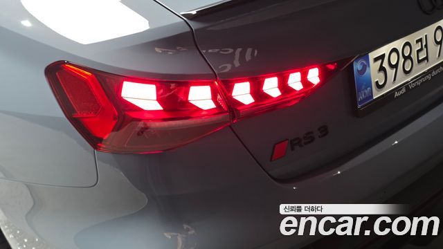 Audi RS3 2025 — photo 9