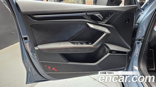 Audi RS3 2025 — photo 14