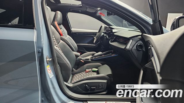 Audi RS3 2025 — photo 16