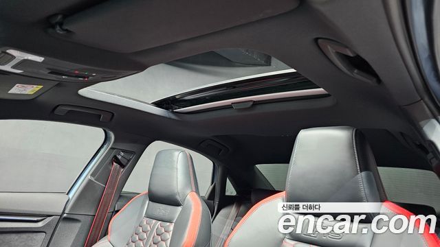 Audi RS3 2025 — photo 31