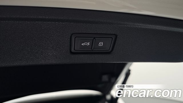 Audi A5 2019 — photo 26