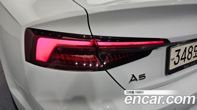 Audi A5 2019 — photo 9
