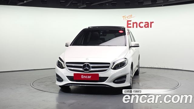 Mercedes-Benz B-Class 2016 — photo 3