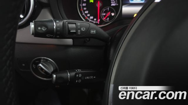 Mercedes-Benz B-Class 2016 — photo 18